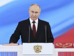 Putin Rilis Dekrit Tambah Tentara Sampai saat ini Pemimpin Negara Palestina ke Spanyol