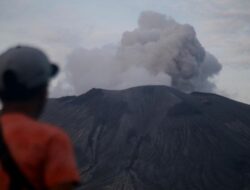 Gunung Ruang di Sulut Belum Normal Usai Erupsi April