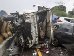 Polisi Kerahkan Tim Khusus Usut Kecelakaan Tol Cipularang KM92