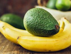 Trik Bikin Alpukat Mudah Matang, Pakai Merica Sampai sekarang Tusuk Gigi