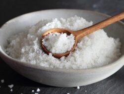 Cermati Tanda ‘Aneh’ Kamu Kebanyakan Konsumsi Garam