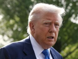 Trump Buka-Bukaan Perundingan Ukraina-Rusia Buntu Bila Tak Bertemu Putin
