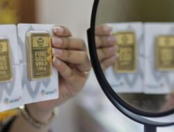 Harga Emas Antam Pecah Catatan Unggul Lagi, Tembus Rp2,016 Juta