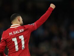 Menanti Gol Kaki Kiri ke-200 Mohamed Salah