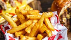 3 Trik Memanaskan Kentang Goreng, Jangan Pakai Minyak