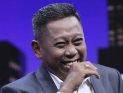 Suasana Reuni yang Hangat Warnai Ulang Tahun Tukul ke-62