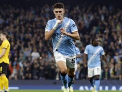3 Tim Sempurna di Puncak, Man City Menempel