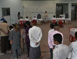 Disebut Cuma ‘Sandiwara’, Pemuda Absen Nyoblos di Pemungutan Suara Rakyat Myanmar