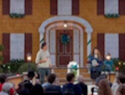 Disney Pecahkan Catatan Unggul Rumah Kue Jahe Terbesar di Ultah Home Alone