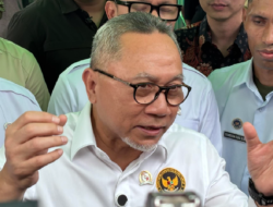 Zulhas Bantah Harga Telur Naik Gara-gara MBG