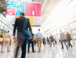 Staf Maskapai Ceroboh, Pesawat Lepas Landas Tinggalkan 30 Penumpang