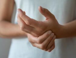 Cerita Aneh Wanita Alami Sindrom Tangan Alien, Gerak Tak Terkontrol