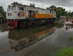 3.789 Penumpang KA dari Surabaya Batalkan Perjalanan Imbas Bencana Banjir