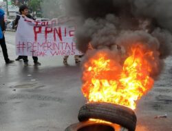 Mahasiswa-Warga Tutup Jalur Trans Sulawesi 3 Hari, Tuntut Pemekaran