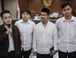 Kasus Penghasutan Unjuk Rasa, Hakim Keluarkan Khariq Anhar dari Tahanan