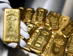 Analis Beber Biang Kerok Harga Emas Antam Sempat Turun Tajam