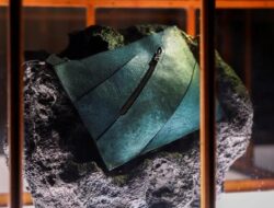 Tas Tangan dari Kulit Dinosaurus Memicu Perdebatan Ilmiah, Ini Penjelasannya