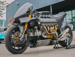 Modifikasi Gila! Kendaraan Bermotor Roda Dua Bermesin Ferrari F355 V8 Diperkenalkan, Segini Kecepatannya