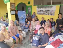 PNM Salurkan Pakaian Hasil RE3 For-E untuk Penyandang Disabilitas dan Lansia